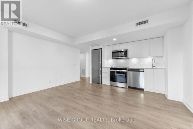 Building Photo - 18 Tretti Wy