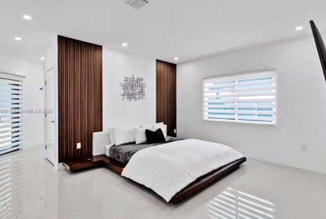 Foto del edificio - 9958 SW 216th St