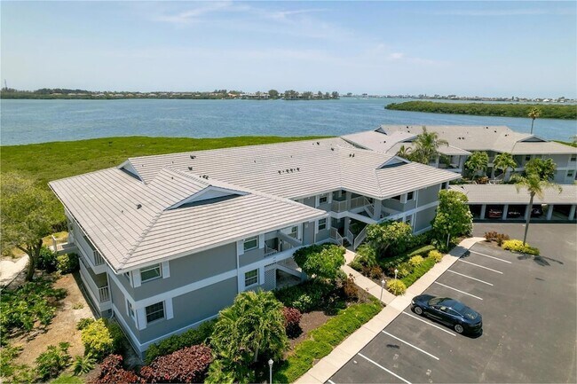 Foto del edificio - 1343 Perico Point Cir