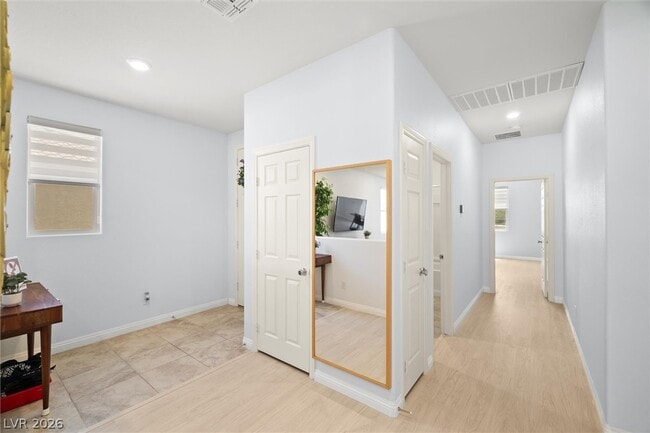 Building Photo - 5827 Casa Branca St