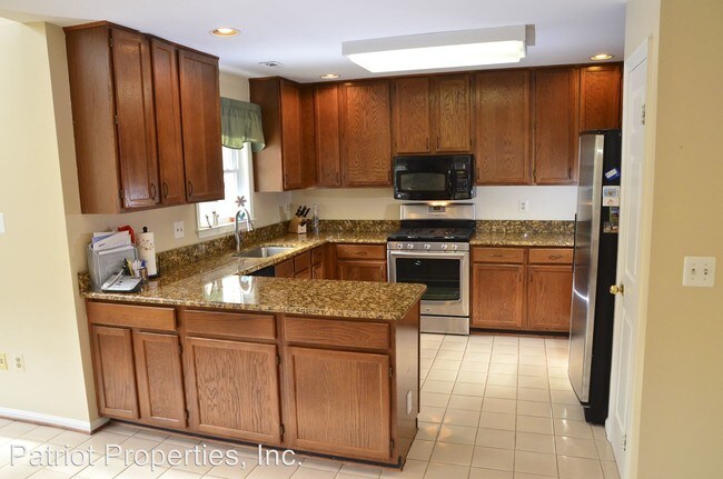 Building Photo - 5121 Winding Woods Dr