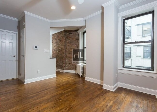 Building Photo - East 13th Street