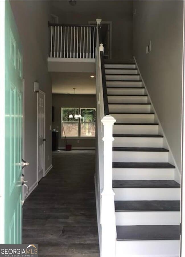 Building Photo - 1549 Hillary Cove Ct