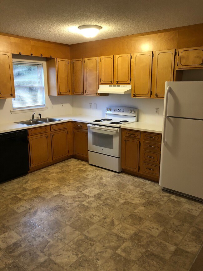 Foto del edificio - 2621 31st Avenue Ct NE