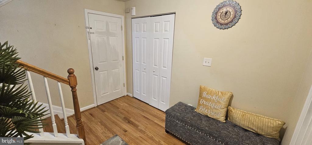 Primary Photo - 319 Gibson Dr