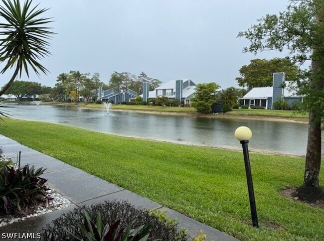 Foto del edificio - 3355 Timberwood Cir