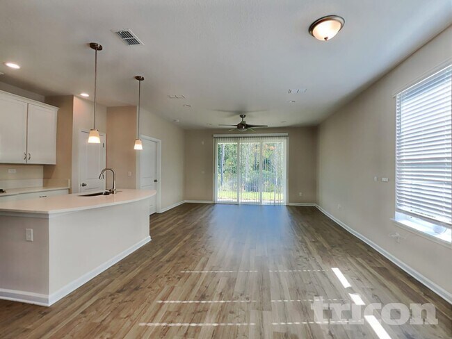 Foto del edificio - 191 Charlie Way