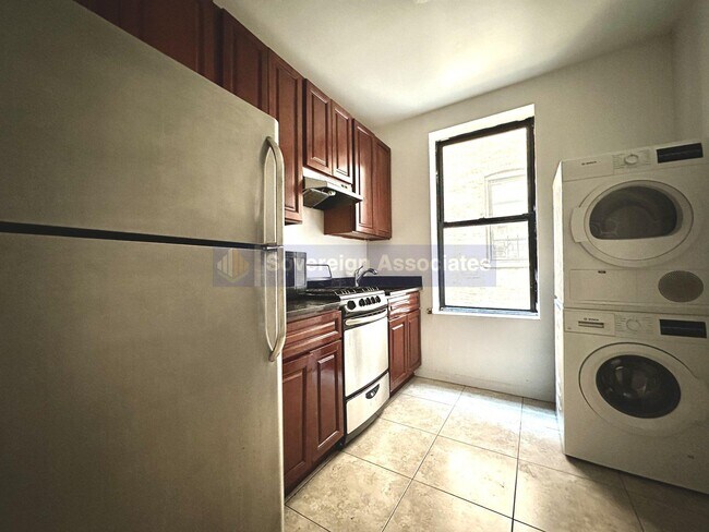 Foto del edificio - 184 Claremont Ave