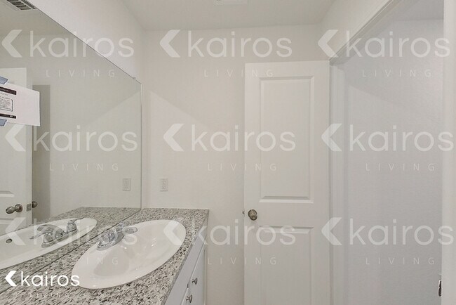 Foto del edificio - 14303 Estuary Pl.