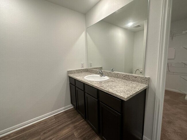 Building Photo - 18300 Speculator Ln