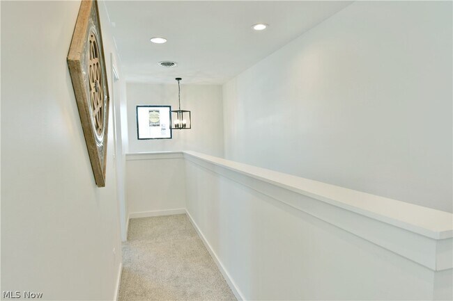 Foto del edificio - 6412 South Ave