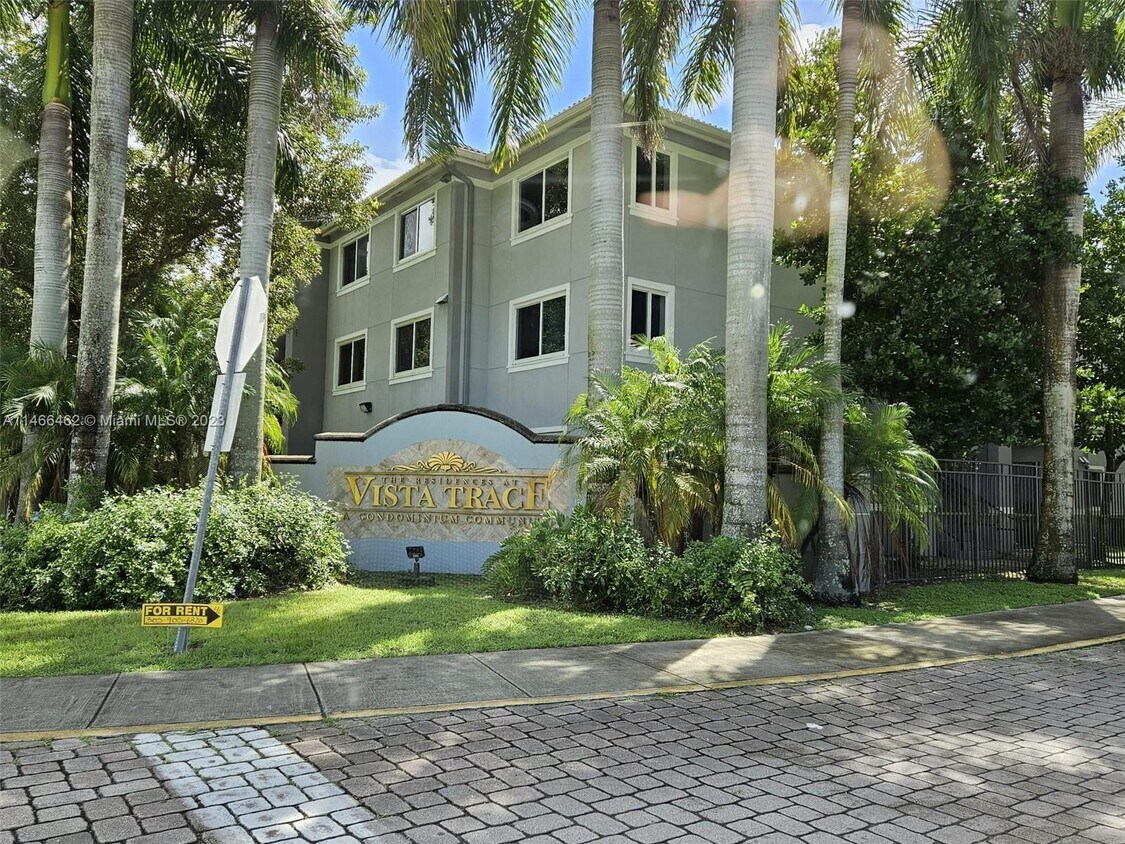 Primary Photo - 15470 SW 284th St
