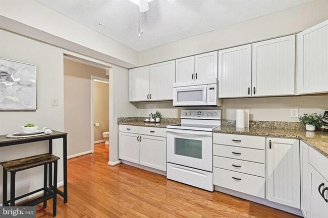 Foto del edificio - 5555 First Statesman Ln