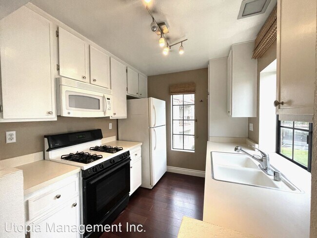 Building Photo - 1 br, 1 bath House - 13015 Wimberly Sq. #156