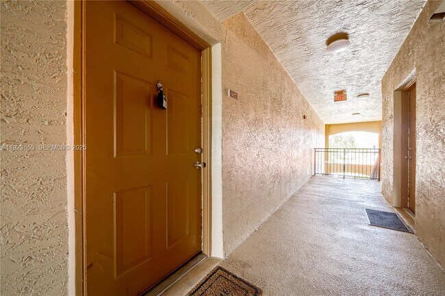 Foto del edificio - 151 SW 117th Ave