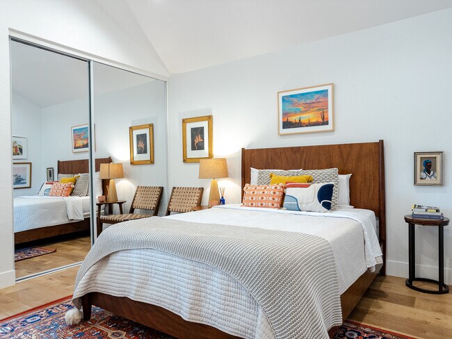 Foto del edificio - 5323 W Goldenwood Dr