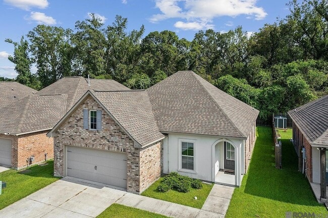 Building Photo - 7977 Brown Hickory Ave