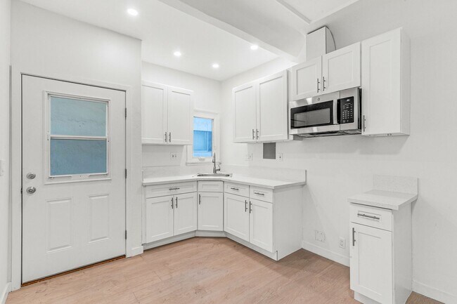 Foto del edificio - 1144 S Wooster St