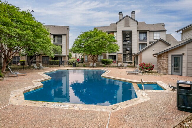 Foto del edificio - Westlake Villas