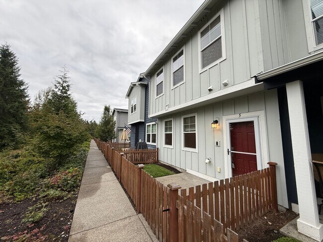 Building Photo - 13157 175th Ave E