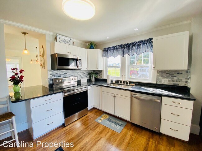 Building Photo - 2 br, 2 bath House - 1522 Moravian Falls Rd