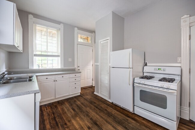 Foto del edificio - 2031 W Moffat St