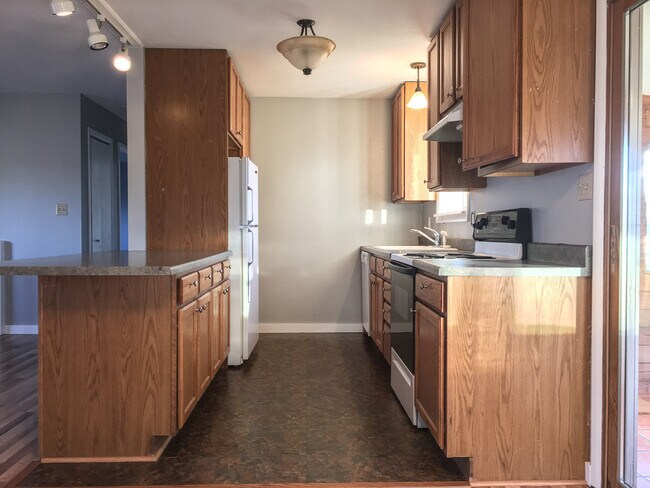 Foto principal - 901 Montana St