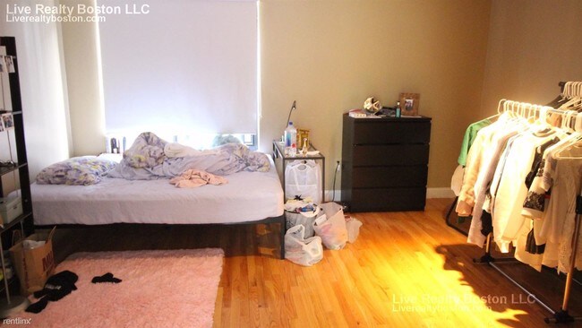 Building Photo - 3 br, 2 bath Condo - 85 Brainerd Rd # TH6