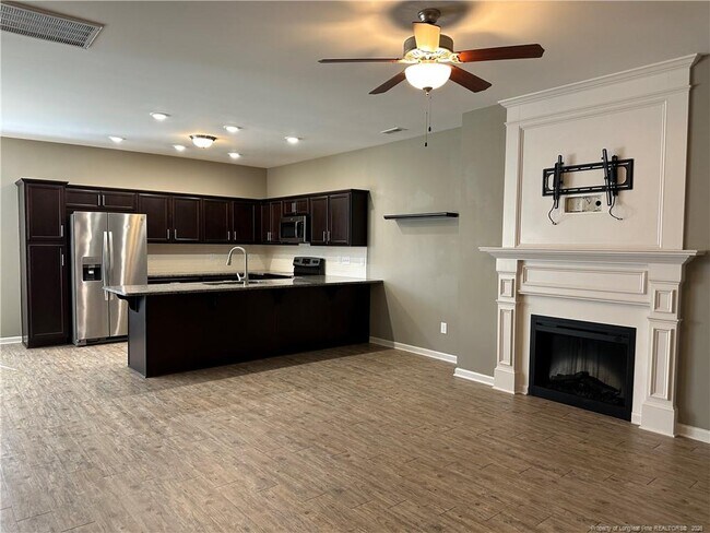 Foto del edificio - 5613 Bright View St