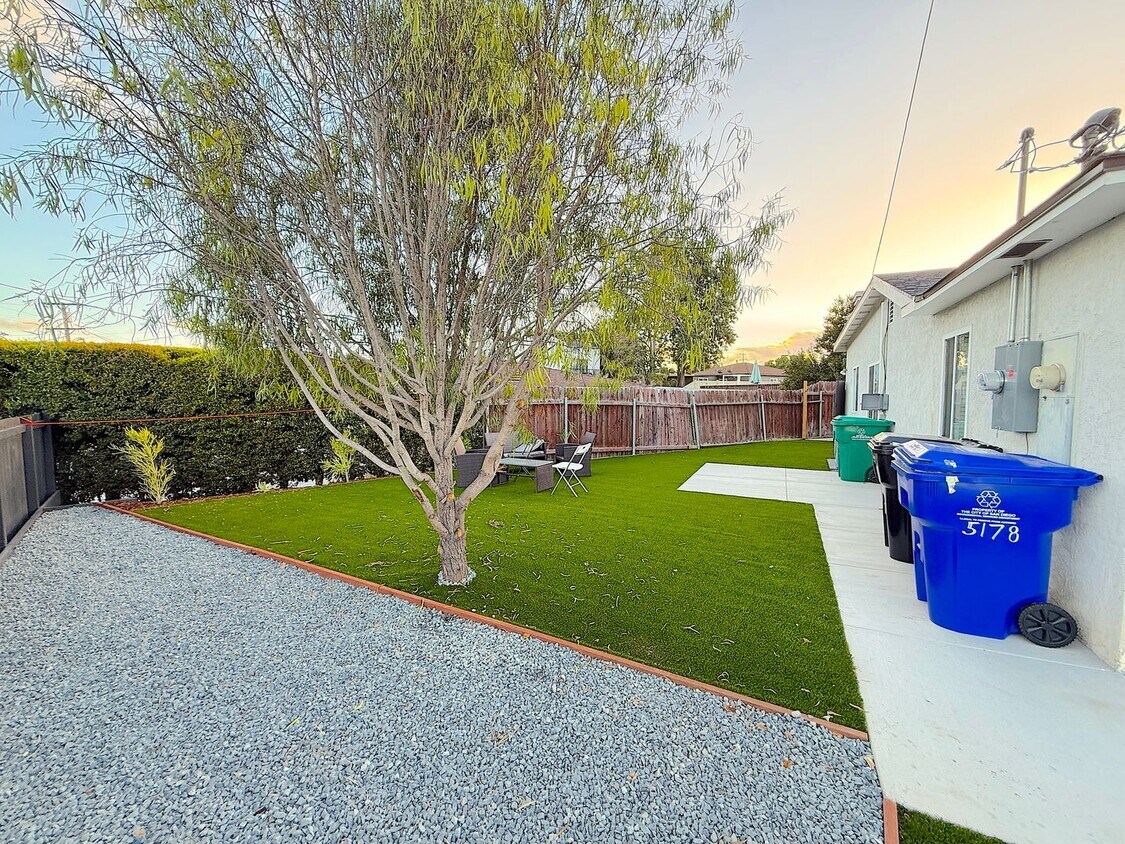 Foto principal - Newly Remodeled 7 room house on Ewing St