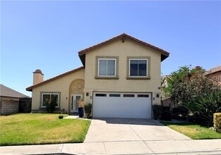 Building Photo - 2257 Poppy Ave