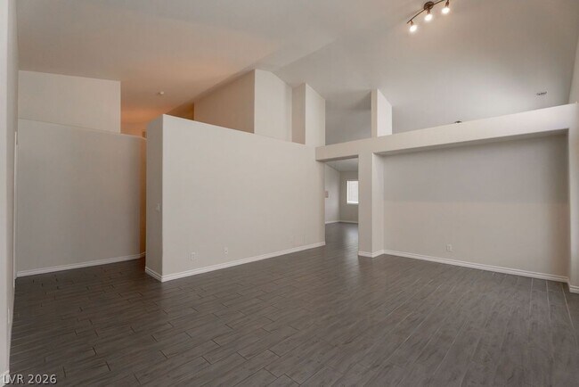 Foto del edificio - 681 Quiet Stream Ct