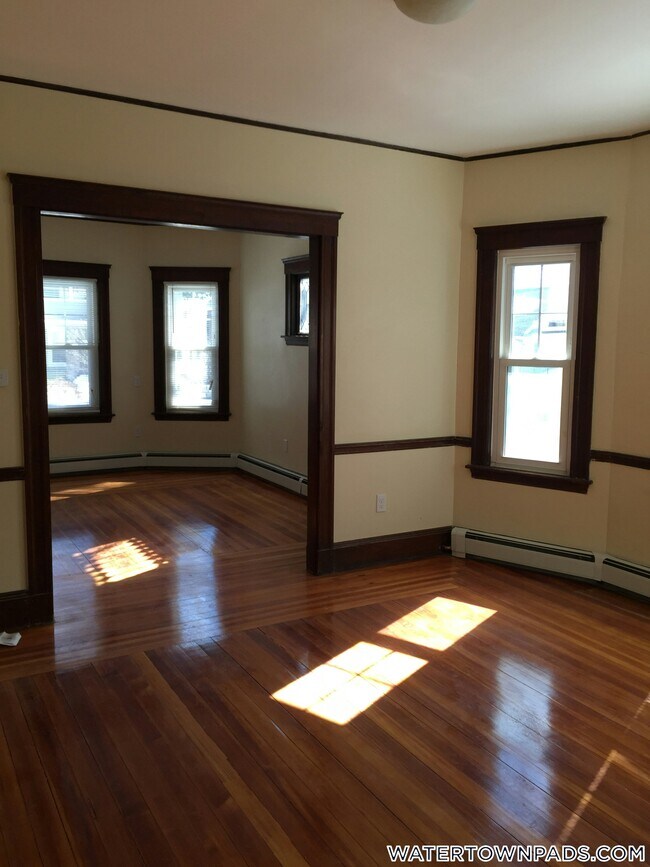 Foto del edificio - 126 Winsor Ave
