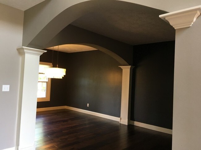 Building Photo - 13446 Clifty Falls Dr