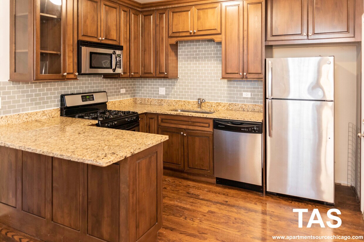 Foto principal - 4835 N Paulina St