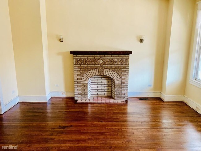 Building Photo - 3514 Greenspring Ave