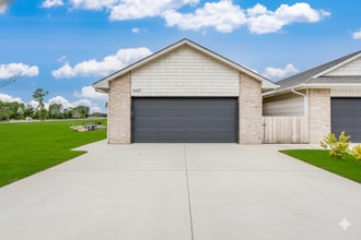 Building Photo - 11304 W 35th St S