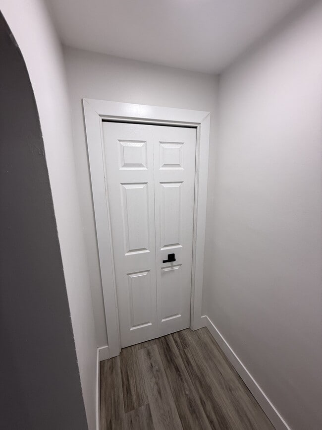 Building Photo - 280 Blake Blvd