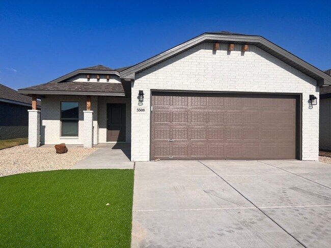 Building Photo - Newer Construction in Upland Crossing