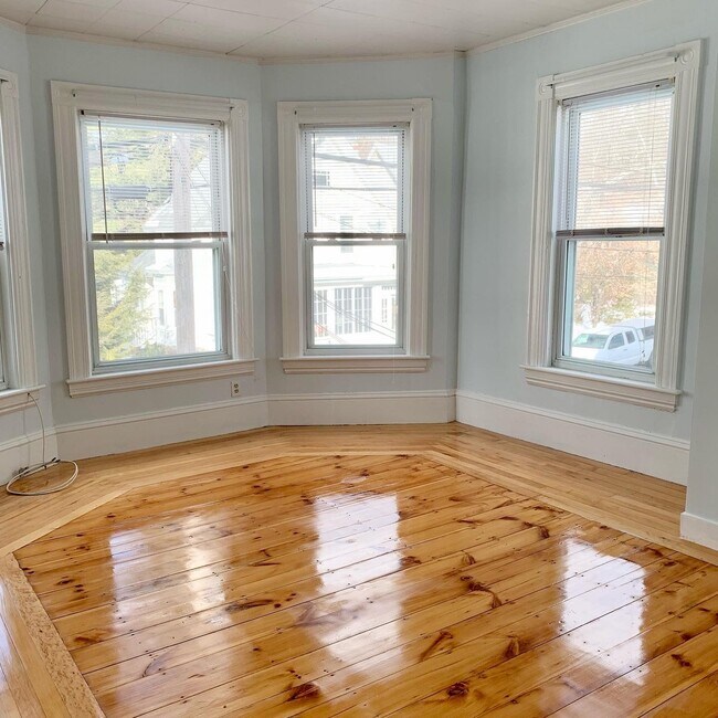 Foto del edificio - 219 Sagamore St