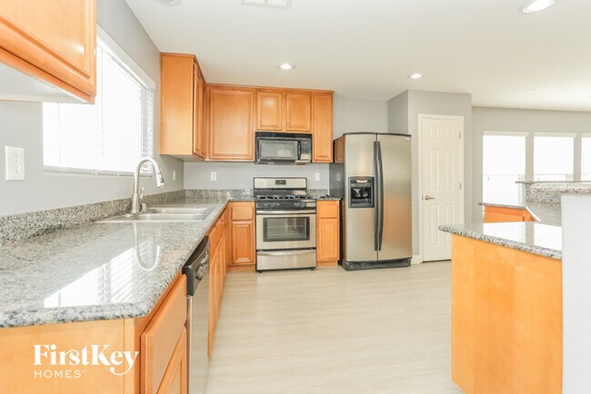 Building Photo - 4928 Lazy Day Ct