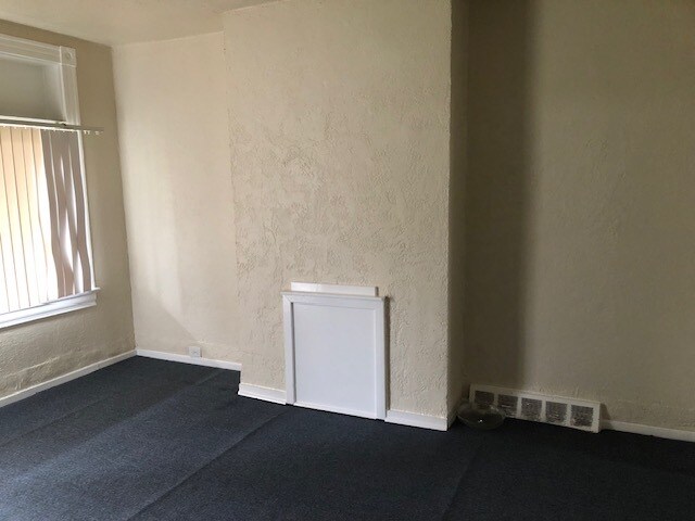 Photo - 1020-1028-1028 Stanhope St Apartment