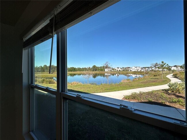 Foto del edificio - 2974 Voyager Ave