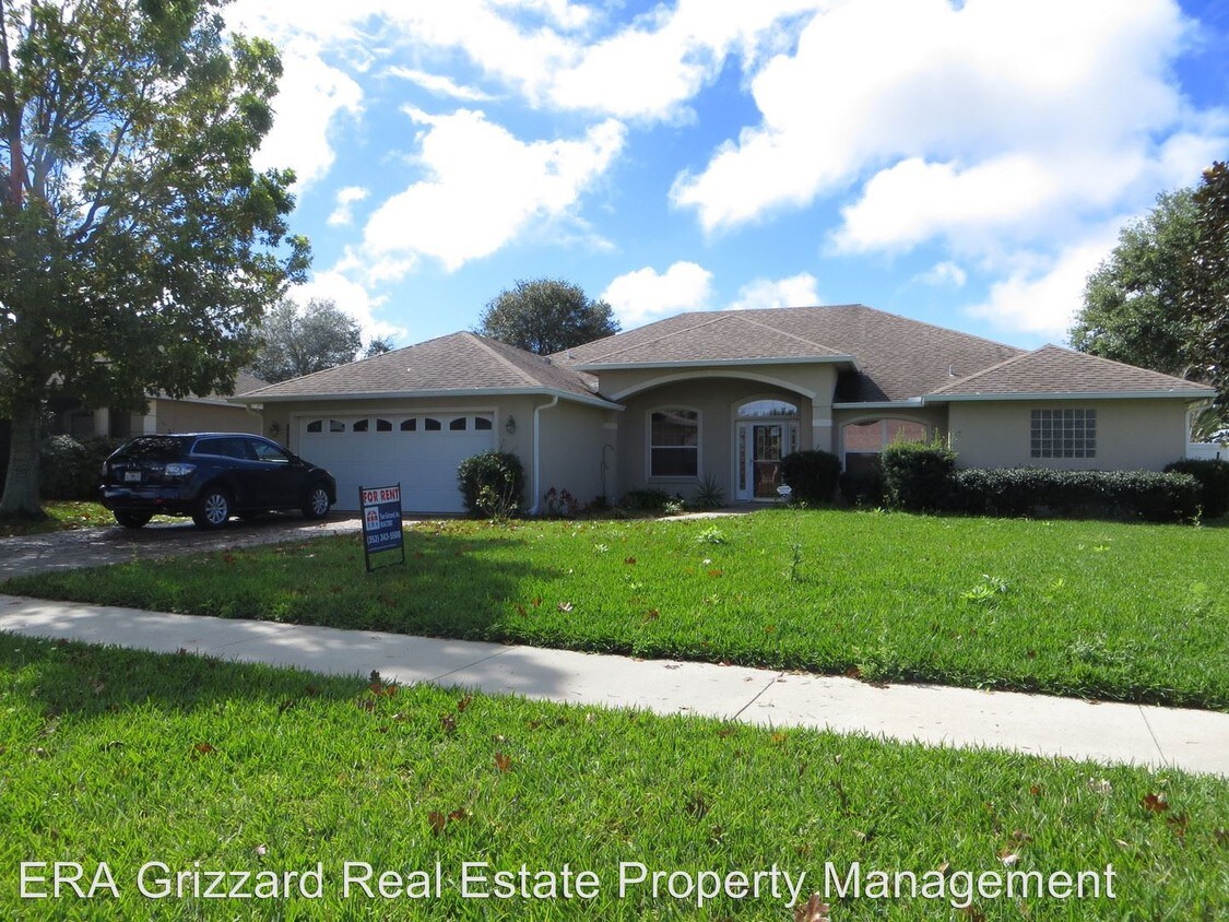 1023 Princeton Dr, Clermont, FL 34711 House for Rent in Clermont, FL
