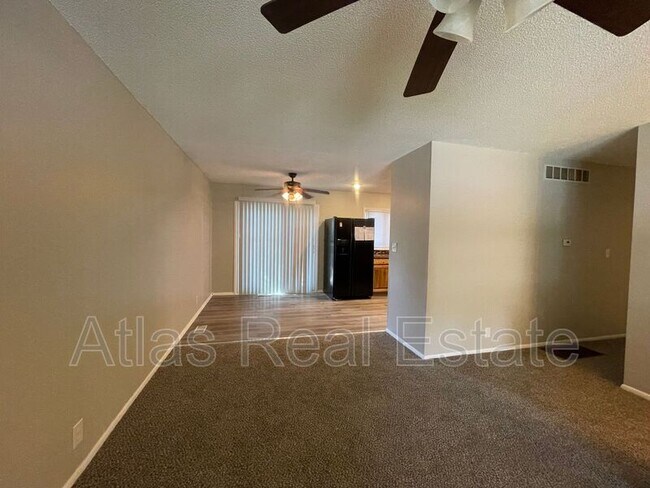 Building Photo - 18904 E Arrowhead Dr