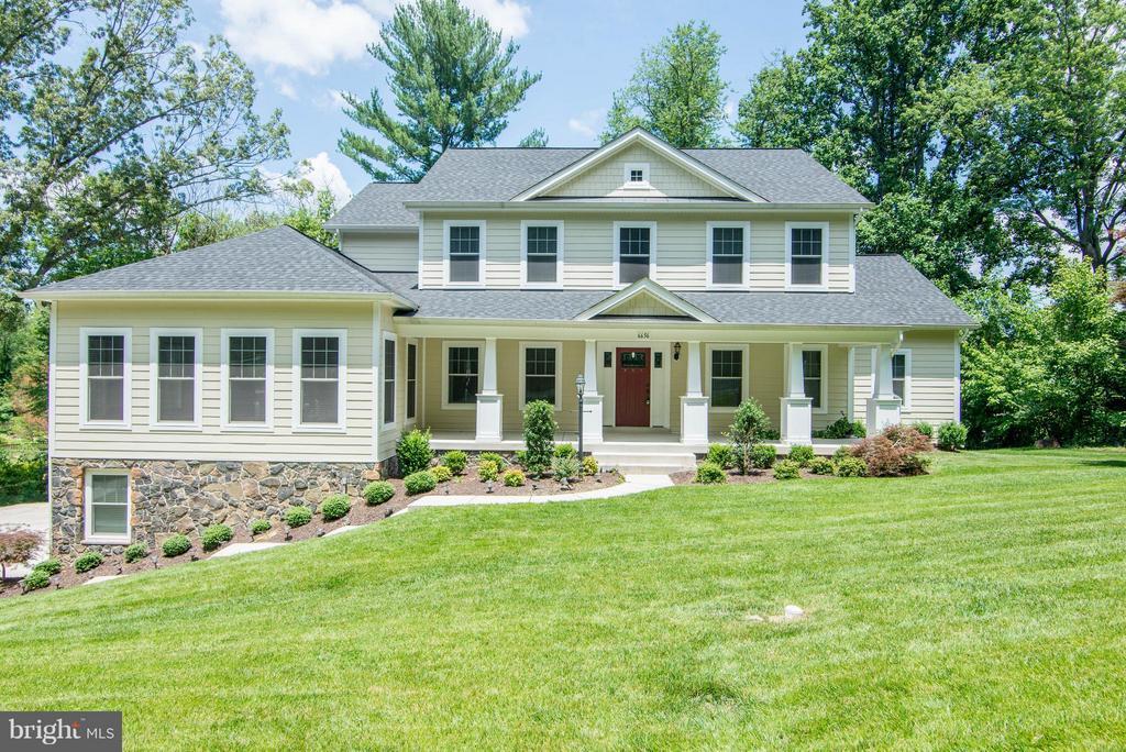 Foto principal - 6656 Kerns Rd