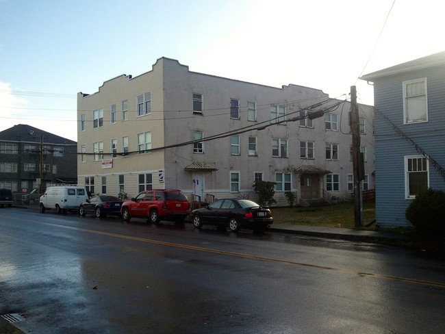 Building Photo - Harvard Apartments