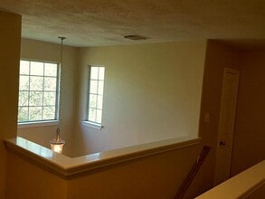 Building Photo - 111 Gallery Cove Ct