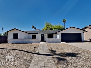 Building Photo - 3937 E Captain Dreyfus Ave