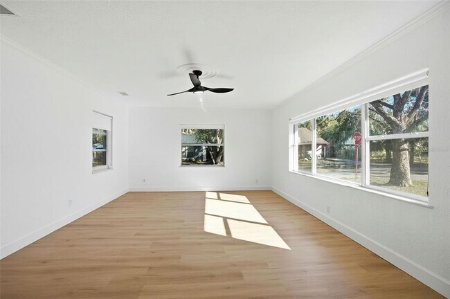 Foto del edificio - 2812 N Munro St